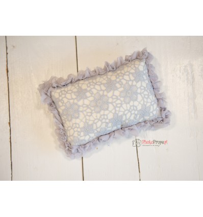 II GREY pillow with lace