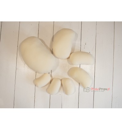 II 7 POSING PILLOWS SET