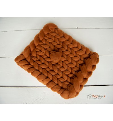 Chunky wool blanket Cinnamon + heart